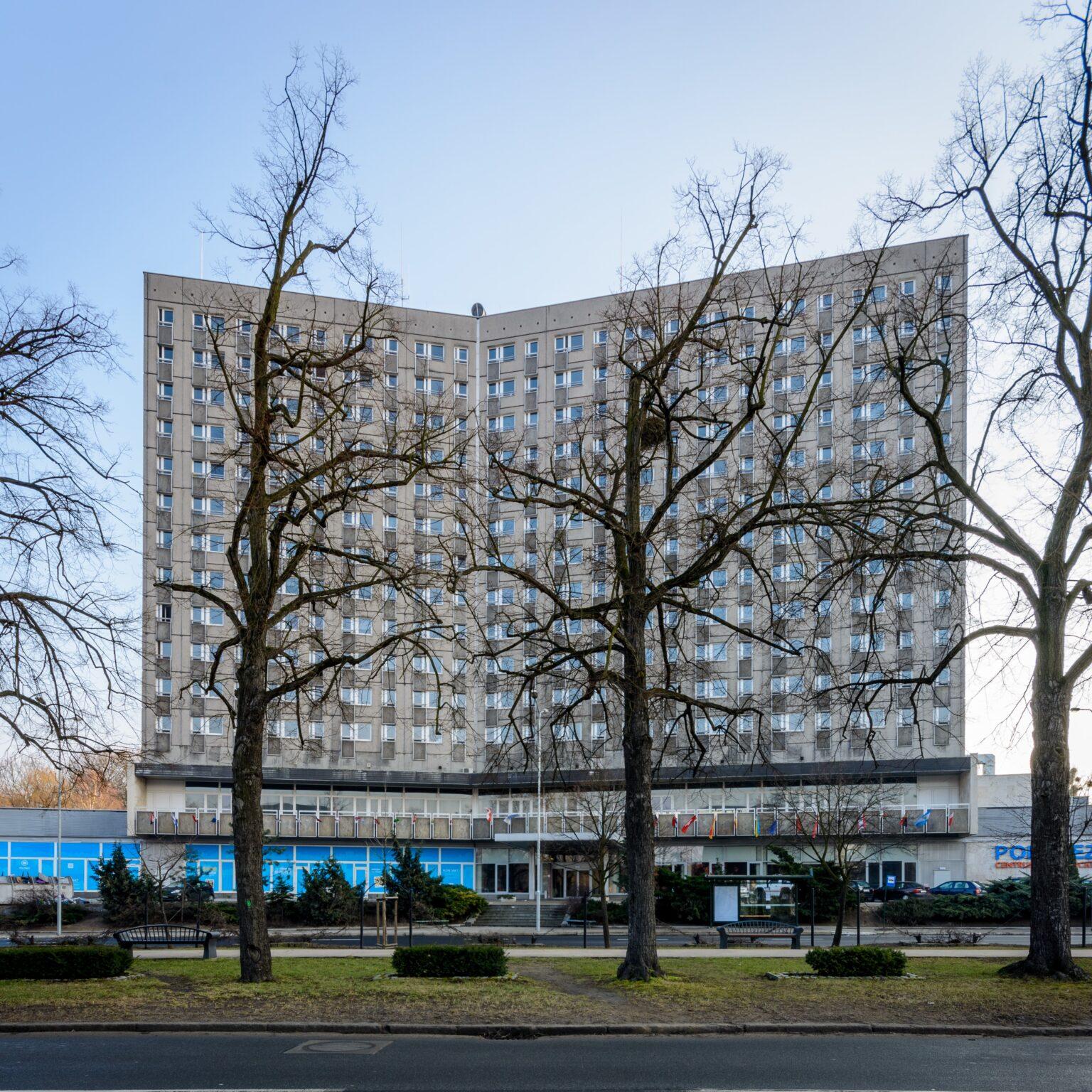 CA Polonez / Maciejewski,
Liśniewicz,
Lenartowicz / Poznań, Polska