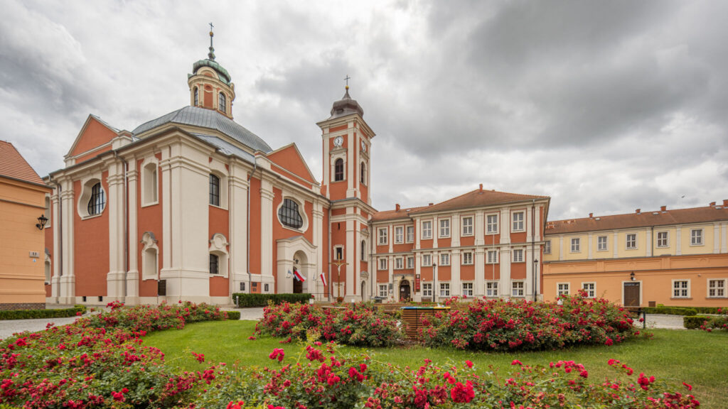 Szkoła w Owińskach — projekt architektoniczny, DEMIURG